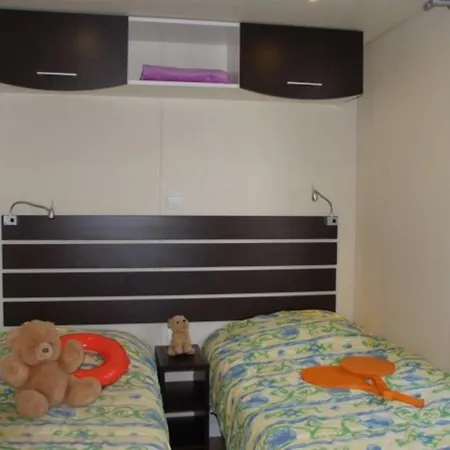 Camping Sunissim La Vallee Du Paradis 4 Stars * Saint-Raphaël